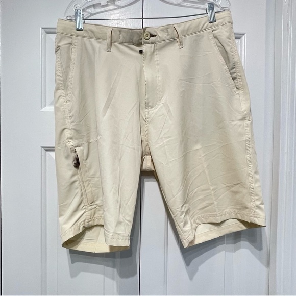 Trunks Men's 360 Utility Shorts 34 Active Sports Cream 5 Pocket Bermuda NWOT - Picture 4 of 11